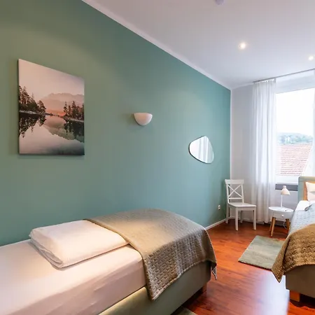 Weinstrassenzauber Mitten In Nw Incl Parkplatz דירה Neustadt an der Weinstraße