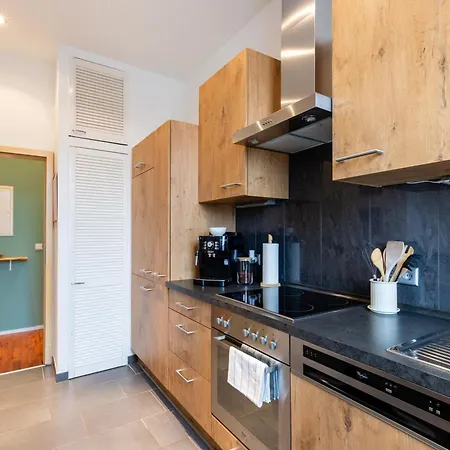 Apartmán Weinstrassenzauber Mitten In Nw Incl Parkplatz *